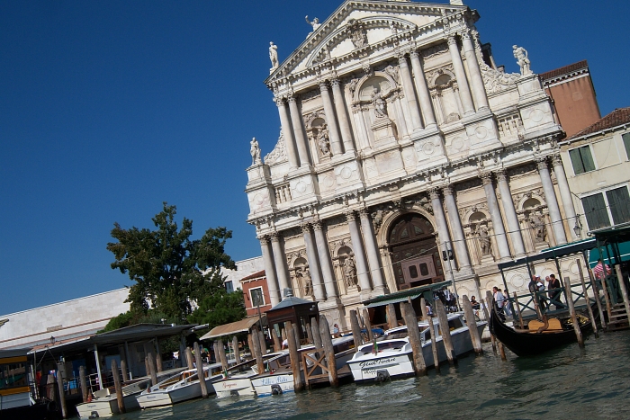 100_1763 small VENICE.jpg - 313201 Bytes